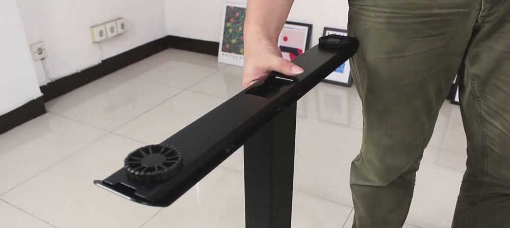 Langkah 3: Pasang bottom feet