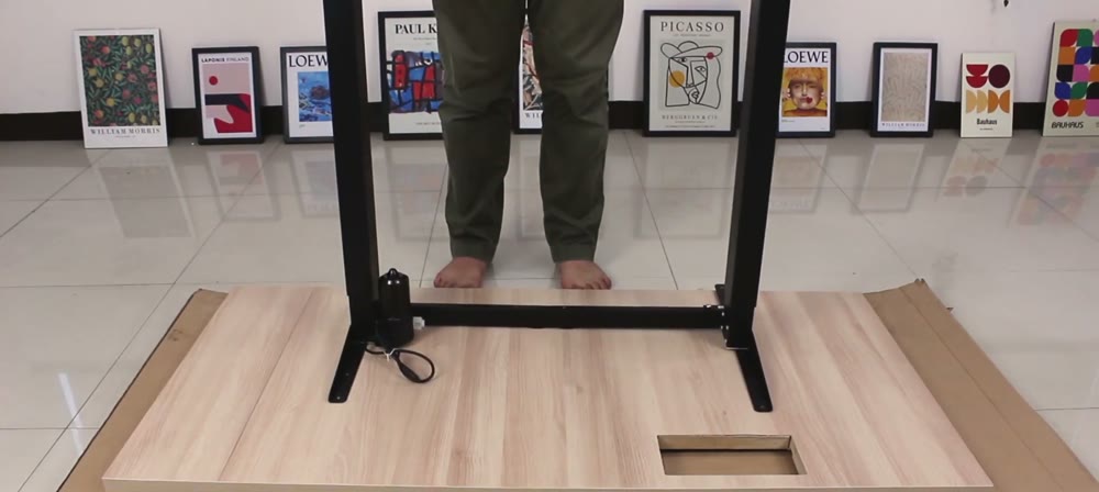 Langkah 5: Pasang rangka ke tabletop